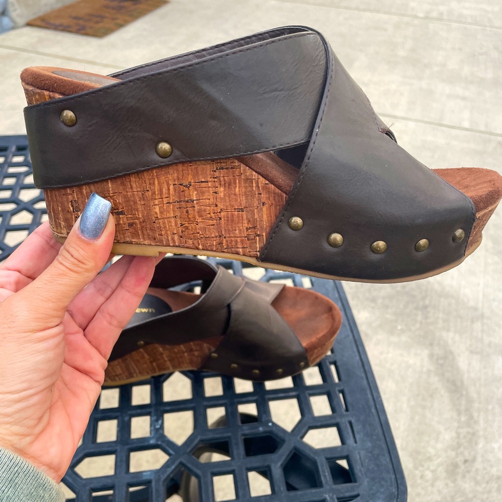By Ruff Hewn. Size 8. Synthetic leather. Studded wedge.